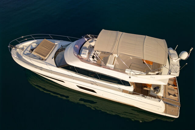 Prestige 550 Flybridge Rock